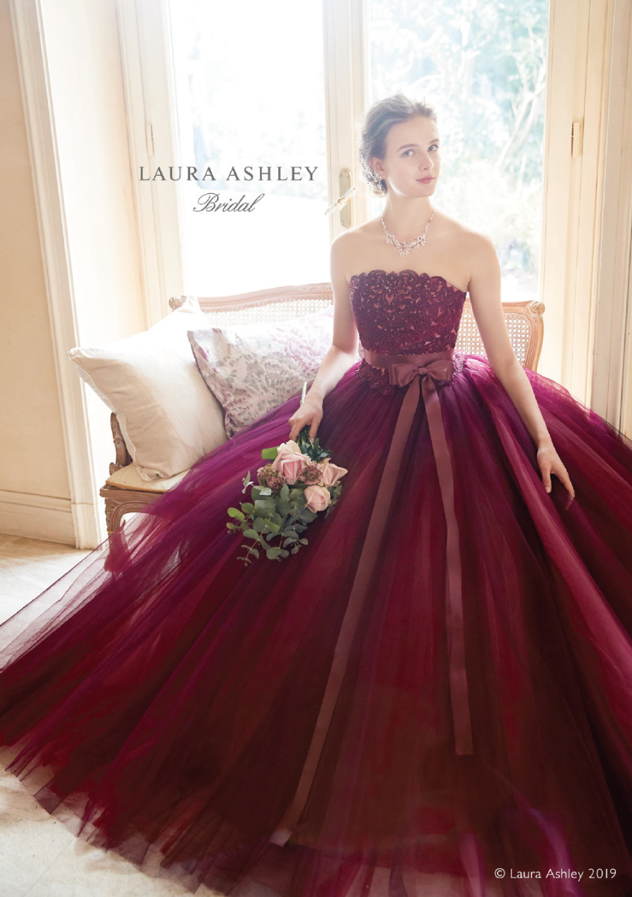 LAURA ASHLEY（ローラアシュレイ）ドレス